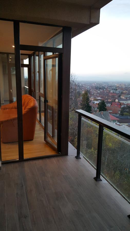 Grand View Apartment Brassó Kültér fotó